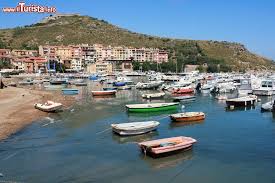 Operated by trenitalia and tiemme spa, the rome to porto ercole service departs from roma s. Porto Ercole Toscana Vacanze Nel Mare Dell Argentario Cosa Vedere