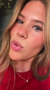 Feels weird wearing leggings again #fyp