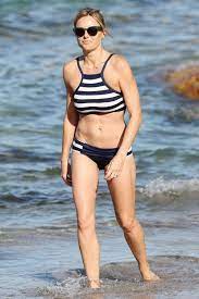Today host allison langdon says most people can guess which member of the royal family allegedly had concerns over how 'dark' prince harry and meghan markle's son archie would be. Allison Langdon Style Clothes Outfits And Fashion Celebmafia