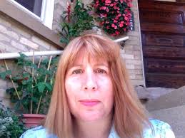 Maxine Appleby's Instagram, Twitter & Facebook