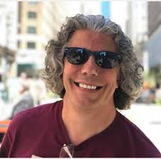 Dana Fleischer (Olivia) is pleased to return to the LMP stage, this time  working