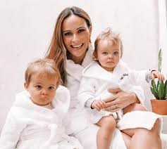 View the profiles of professionals named lucia helena costa on linkedin. Da Vida De Princesa Aos Momentos Dramaticos Como Desabou A Vida De Sonho De Helena Costa Nacional Flash