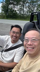 Lambert Chan 陳立業| 一日食咗兩餐生日飯😎 多謝@terri.tang.77 @im.aaalice & Winnie  嘅款待我最愛嘅燒牛肉。有埋你哋介紹嘅消炎藥，咁我食幾多都唔驚啦！😜 晚上又有@