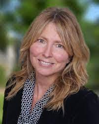 Debra Naranjo's Instagram, Twitter & Facebook