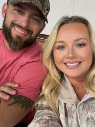 Tess Walker (@smalltownbeautybytess) • Instagram photos and videos