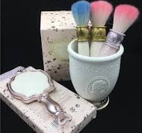 Japanese Classic Court Style Makeup Brushes Goat Hair Powder Blush Cosmetic  Brush Makeup Mirror Brush Holder Organizer La - AliExpress
