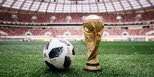 Voici une série de posters de la coupe du monde de foot de 1930 à 1994, des affiches officielles de la fifa. Football Les 32 Qualifies Pour La Coupe Du Monde Et Les Chapeaux Definitifs