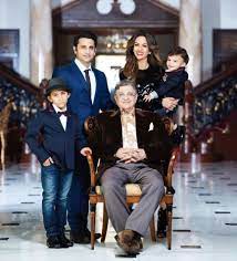 Cyrus poonawalla was born in a parsi family. Inside Pictures Take A Tour Of Adar And Natasha Poonawalla S Luxurious Properties In Mumbai And Pune Gq India