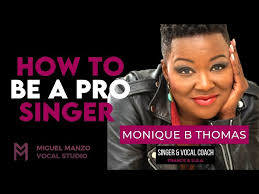 Conversando con Monique B Thomas