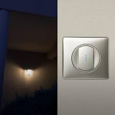Installer Soi Meme Un Interrupteur Temoin Espace Grand Public Legrand