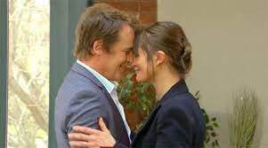 Col;res de boxeur, impudences de faune, toi qui sus ramasser la beaut; Peter Watson Dans Les Mysteres De L Amour Biographie Du Personnage Les Mysteres De L Amour Nouveautes Tele Com