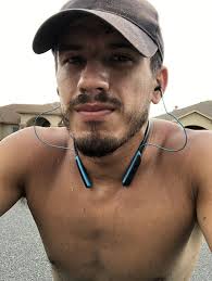 Shawn Hernandez (shawn4725)