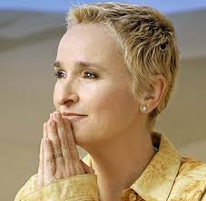 Melissa Etheridge promotes breast cancer awareness