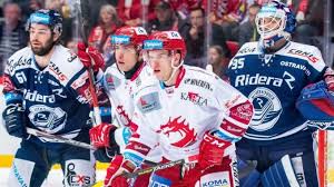 Official instagram account of hc oceláři třinec. Trinec Vyhral Derby A Bodove Se Dotahl Na Vedouci Spartu Zpravy Z Moravy