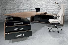 Escritorio De Director Moderno En Madera Storm Solenne Office Furniture Creative Office Furniture Office Interior Design Office Furniture