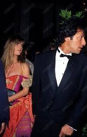 عمران أحمد خان نيازي (بالأردية: Pin By Fauzia Samad Khan On Pakistan Imran Khan Pakistan Zindabad Khan