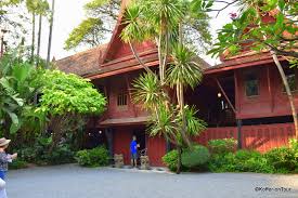 Located 1,1,641 feet above sea level, cameron highlands resort offers accommodations in a colonial building amidst fresh mountain air and cool temperatures. Die 10 Must Do In Bangkok Katrin S Reiseblog