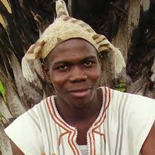 A costa do marfim é um país africano, limitado a norte pelo mali e pelo burkina faso, a leste pelo gana, a sul pelo oceano atlântico e a oeste pela libéria e pela guiné. Cultura Africana A Costa Do Marfim Mostra Seu Ritmo Diario Da Manha