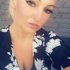 Linda Leveque's Instagram, Twitter & Facebook