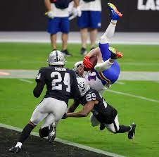 Cole beasley is your first candidate for catch of the year, using his nameplate to haul in a huge drive extending catch. Upon Further Review Cole Beasley S Toughness On Display For Bills Last Two Weeks Buffalo Bills News Nfl Buffalonews Com