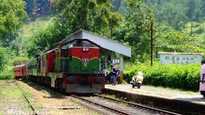 Elle Railway Station Distance From Fort Station 271 5 Km Contact Phone Number 057 2228571 Http Railwaylanka Blogspot Co Train Photography Railway Train