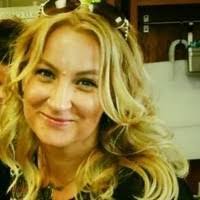 Laurie Wyatt's Instagram, Twitter & Facebook