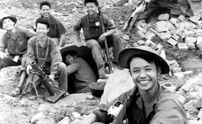 BÍ MẬT DƯỚI THÀNH CỔ QUẢNG TRỊ... Sau cuộc chiến đấu bảo vệ Thành cổ Quảng  Trị với 81 ngày đêm oanh liệt, đầy bão lửa... đã có hàng vạn chiến sĩ