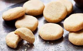 Often relegated as a second string sweet to the more entertaining fortune cookie almond flour, almond extract, and slivered almonds ensure that you get an intense flavor that will eclipse any paper filled treat. Almond Flour Cookies 5 Ingredient Keto Shortbread Cookies