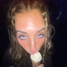 emma hofer🧸💌☁️ (@emma.hofer) • Instagram photos and videos