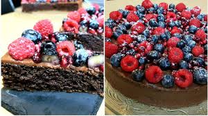 Gateau Moelleux Tout Chocolat Aux Fruits Rouges Youtube