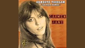 Carmen Jane's Instagram, Twitter & Facebook