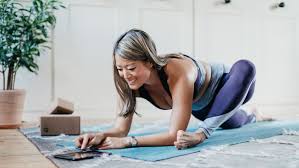 Best Online Yoga Classes (Paid and Free) in 2025 | Yogaia