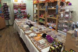 Located On Main Street Evans City Wendereusz S Candy More Is An Inviting Chocolate And Candy St Chocolate Covered Bacon Nostalgic Candy Sugar Free Chocolate