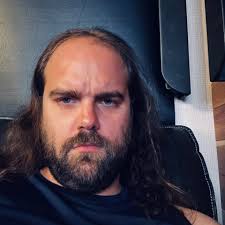 Question of the Day: With Beard or Without Beard??