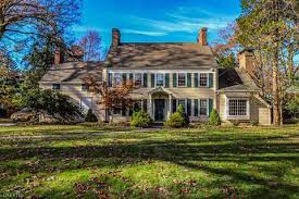 View listing photos, review sales history, and use our detailed real estate filters to find the perfect place. 1775 77 Sleepy Hollow Ln Plainfield Nj 07060 25 Photos Mls 3599978 Movoto