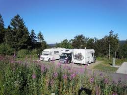Le prix est à la hauteur. Stationnement En Camping Car Ou Et Comment Faire Yescapa
