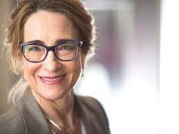 Jane Moisan's Instagram, Twitter & Facebook