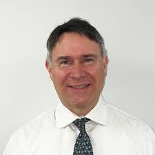 Robert Lenox's Instagram, Twitter & Facebook