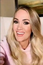 I have no one to spend the Christmas holiday with 🥺