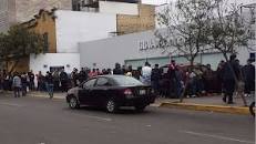 Resultado de imagen para "largas colas" entrar ventas -venezuela