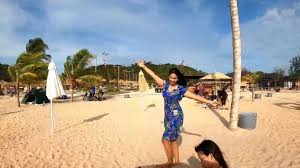 Batam memiliki sejumlah destiniasi wisata menyenangkan. 6 Pantai Di Batam Paling Terkenal Dan Indah Suara Batam