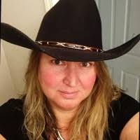 100+ perfiles de «Raylene»