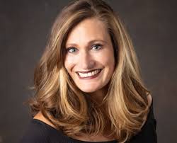 Jennifer Staudt's Instagram, Twitter & Facebook