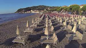 Bagni Delfino E Solarium Diano Marina Youtube