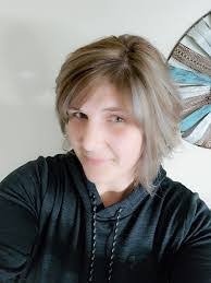 Alicia Ackley's Instagram, Twitter & Facebook