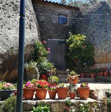 Discovering The Historical Town Of Monsanto En Castelo Branco Audio Tour Voicemap