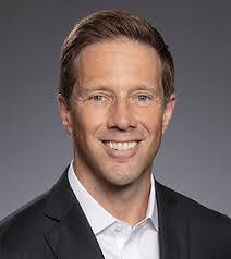 Vincent Sheppard's Instagram, Twitter & Facebook