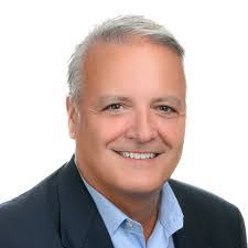 Robert Nesbitt's Instagram, Twitter & Facebook