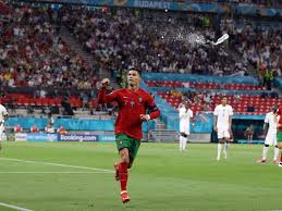 Cristiano ronaldo is one of the best footballers to have ever played the game. 2h7xgnrnpc61m