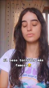 Lo último es lo mejor me muero 🤣🤣#humor #parati#fyp #risas #juanymedio  #besotornillo#viral #misdienteporunladoylossuyosporotro#fouryou #trend  #comedia #juanymediocanalsur